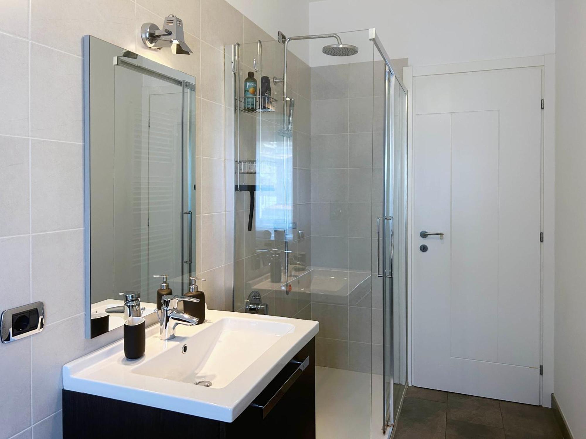 Comfortable Apartment In The Heart Of Lecco Εξωτερικό φωτογραφία